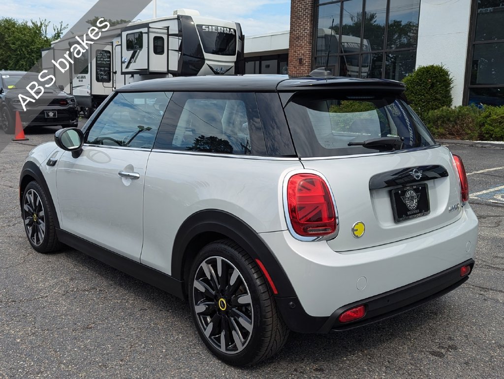 Used 2022 MINI Cooper SE FWD image 13