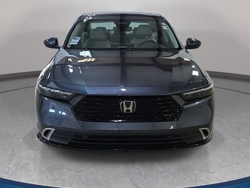 Certified 2025 Honda Accord Touring image 3