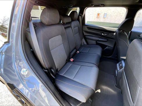 Used 2025 Honda CR-V Sport image 19