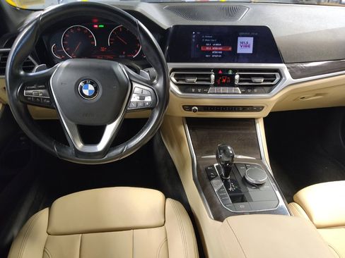 Used 2019 BMW 330i Sedan w/ Driving Assistance Package RWD image 22