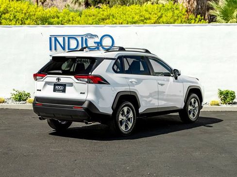 Used 2025 Toyota RAV4 XLE FWD image 6