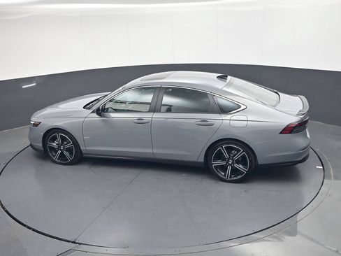 Used 2025 Honda Accord Sport image 22