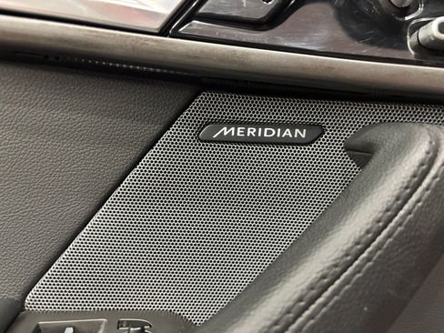 Used 2014 Jaguar F-TYPE Convertible image 25