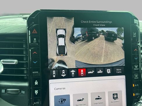 New 2026 RAM 3500 Limited AWD/4WD image 15