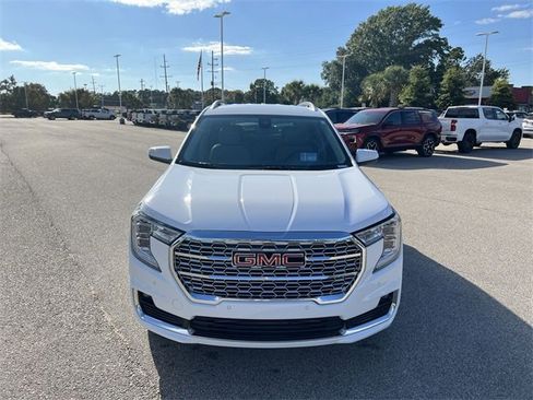 Used 2022 GMC Terrain Denali image 3