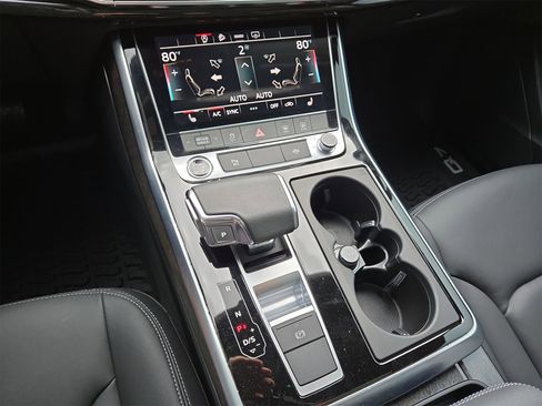 Certified 2025 Audi Q7 3.0T Premium image 22