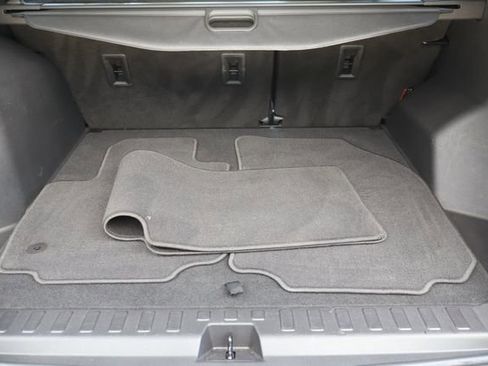 Used 2022 Chevrolet Equinox LT FWD image 21