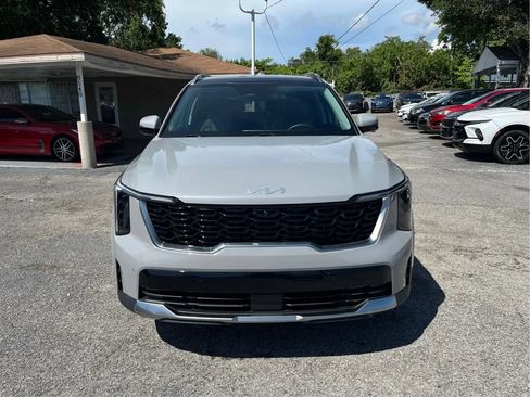 Used 2025 Kia Sorento SX FWD image 2