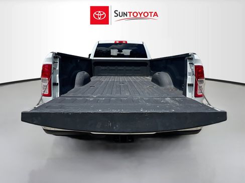 Used 2024 RAM 3500 Big Horn AWD/4WD image 32