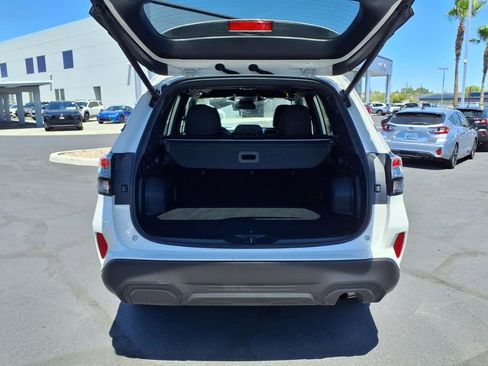 Certified 2025 Subaru Forester Premium AWD/4WD image 15