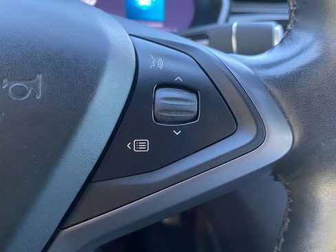 Used 2020 Tesla Model S Long Range Plus image 31