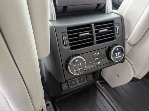 New 2026 Land Rover Discovery S image 13