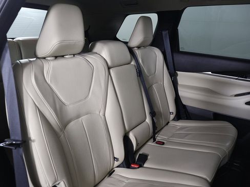 Used 2023 INFINITI QX60 Pure image 32