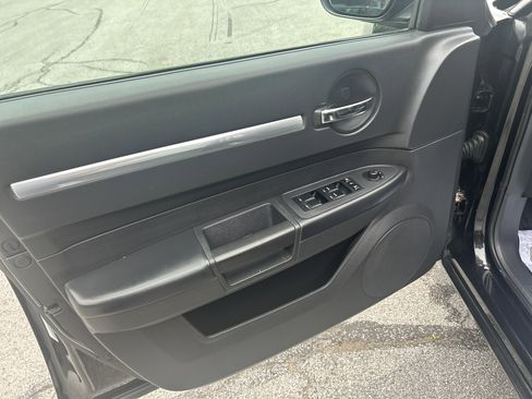 Used 2010 Dodge Charger R/T AWD/4WD image 13
