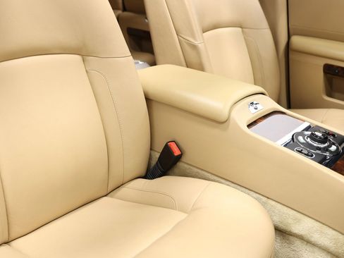 Used 2010 Rolls-Royce Ghost RWD image 93