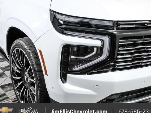 New 2026 Chevrolet Tahoe High Country AWD/4WD image 40