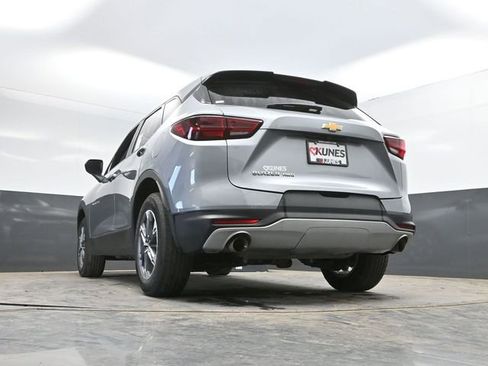 Used 2025 Chevrolet Blazer LT AWD/4WD image 50
