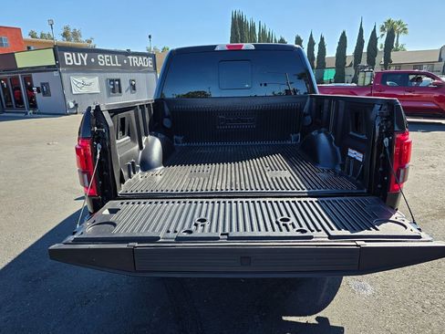 Used 2017 Ford F150 Lariat image 13
