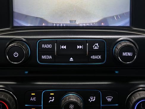 Used 2017 Chevrolet Silverado 2500 LT w/ LT Convenience Package image 15