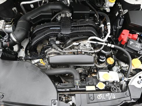 Used 2021 Subaru Outback Premium AWD/4WD image 27