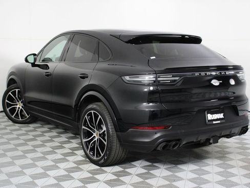Certified 2023 Porsche Cayenne Platinum Edition AWD/4WD image 3