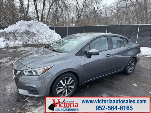 Used 2020 Nissan Versa SV FWD image 1