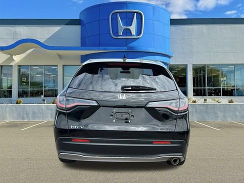 Used 2024 Honda HR-V Sport image 5