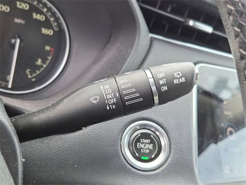 Certified 2023 Cadillac XT4 Luxury image 26