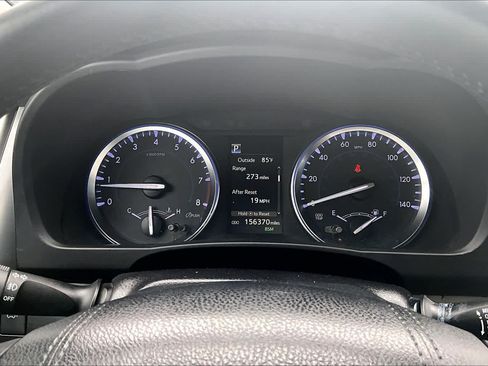 Used 2018 Toyota Highlander XLE AWD/4WD image 25