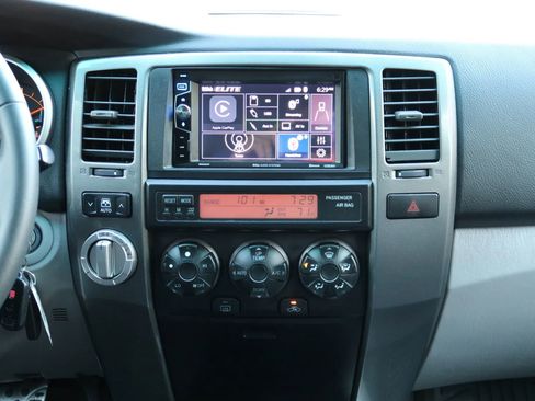 Used 2007 Toyota 4Runner Sport image 30