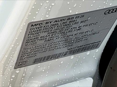 New 2025 Audi SQ8 Prestige image 19