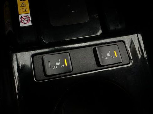 Used 2019 Toyota Prius Limited image 28