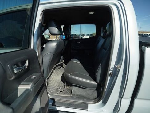 Used 2018 Toyota Tacoma TRD Sport w/ TRD Premium Sport Package image 16