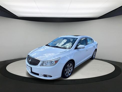 Used 2013 Buick LaCrosse Leather w/ Driver Confidence Package FWD image 3