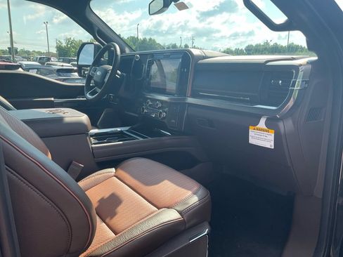 New 2026 Ford F350 King Ranch w/ FX4 Off-Road Package AWD/4WD image 11