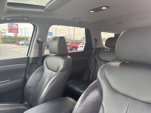 Used 2022 Hyundai Palisade SEL w/ 8P Bench Seat Package image 11