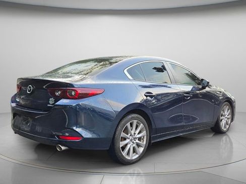 Used 2023 MAZDA MAZDA3 s FWD image 7