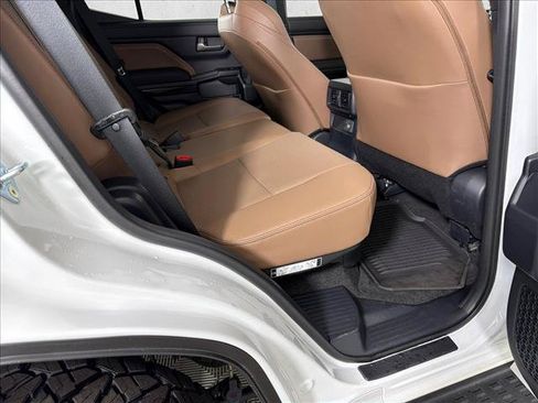 Used 2026 Toyota 4Runner Limited AWD/4WD image 17