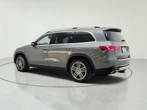 Used 2021 Mercedes-Benz GLS 450 4MATIC image 7