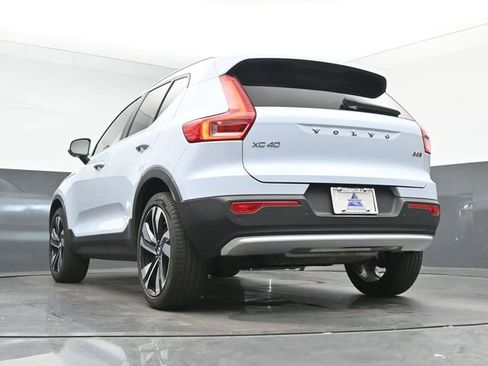 Used 2024 Volvo XC40 B5 Plus w/ Protection Package Premier AWD/4WD image 20