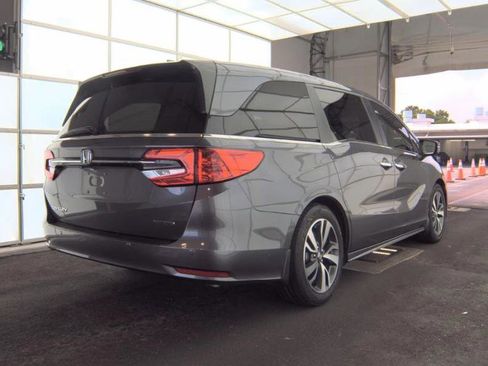 Used 2021 Honda Odyssey Touring image 7