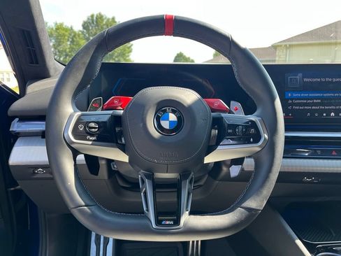 Used 2025 BMW M5 w/ Executive Package AWD/4WD image 32