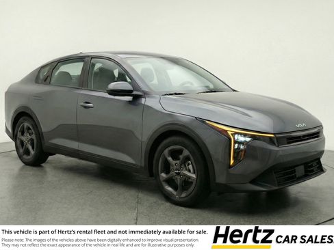 Used 2025 Kia K4 FWD image 1