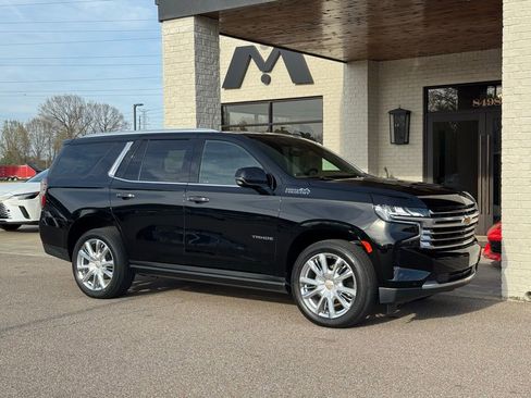 Used 2023 Chevrolet Tahoe High Country w/ Premium Package 2 RWD image 18