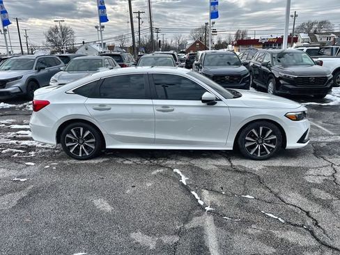 Used 2024 Honda Civic EX image 11