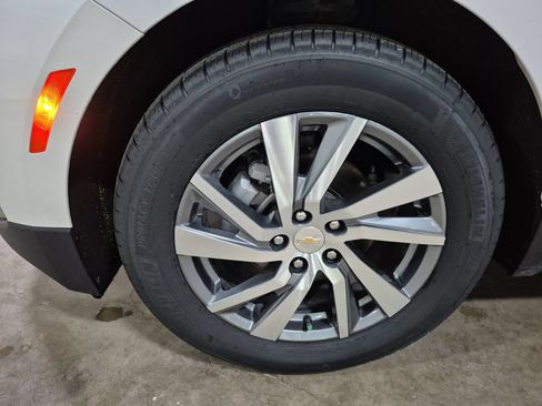Certified 2024 Chevrolet Equinox Premier FWD image 31