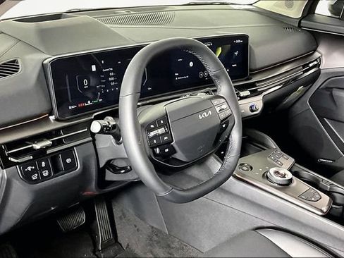 New 2026 Kia Sportage SX Prestige AWD/4WD image 8