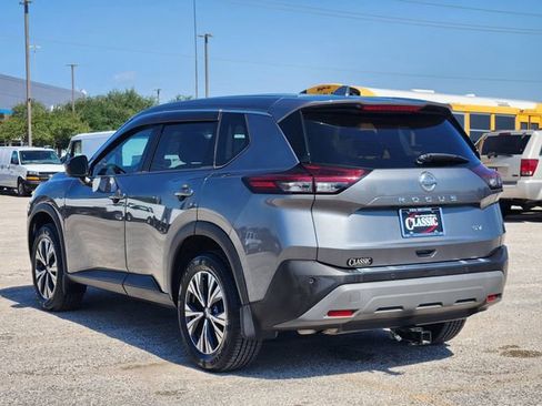 Used 2021 Nissan Rogue SV FWD image 5