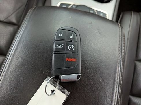 Used 2019 Jeep Grand Cherokee Summit AWD/4WD image 38