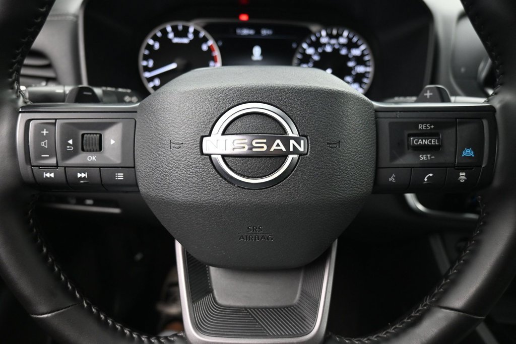 Used 2025 Nissan Rogue SV AWD/4WD image 10